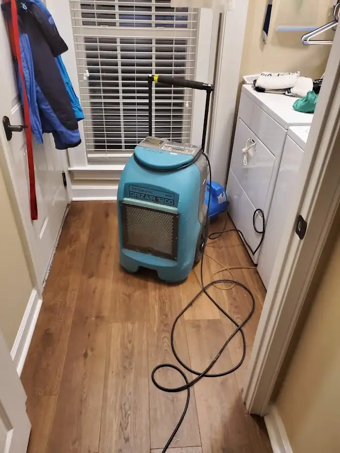 Commercial dehumidifier deployed for Flood Damage Cleanup in Green River